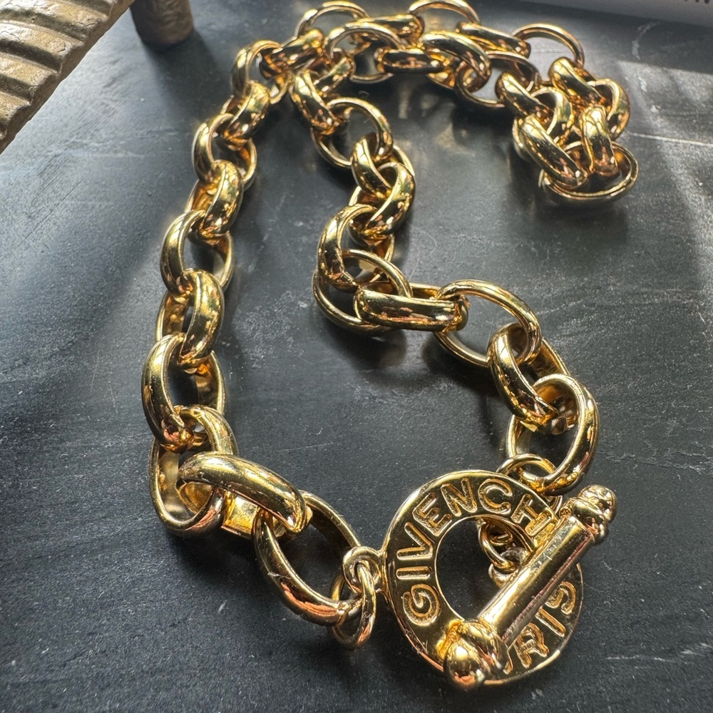 Vintage Givenchy gold link toggle necklace